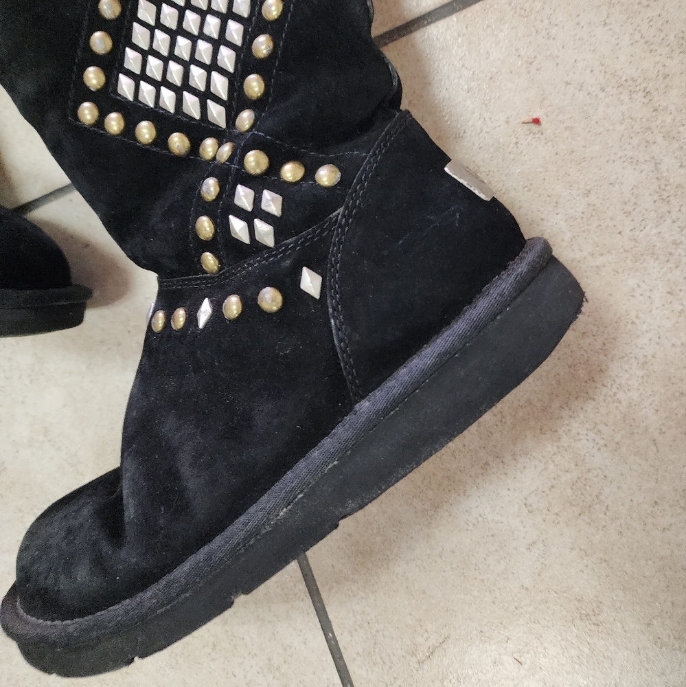 UGG Avondale boots size 8 - Picture 3 of 12